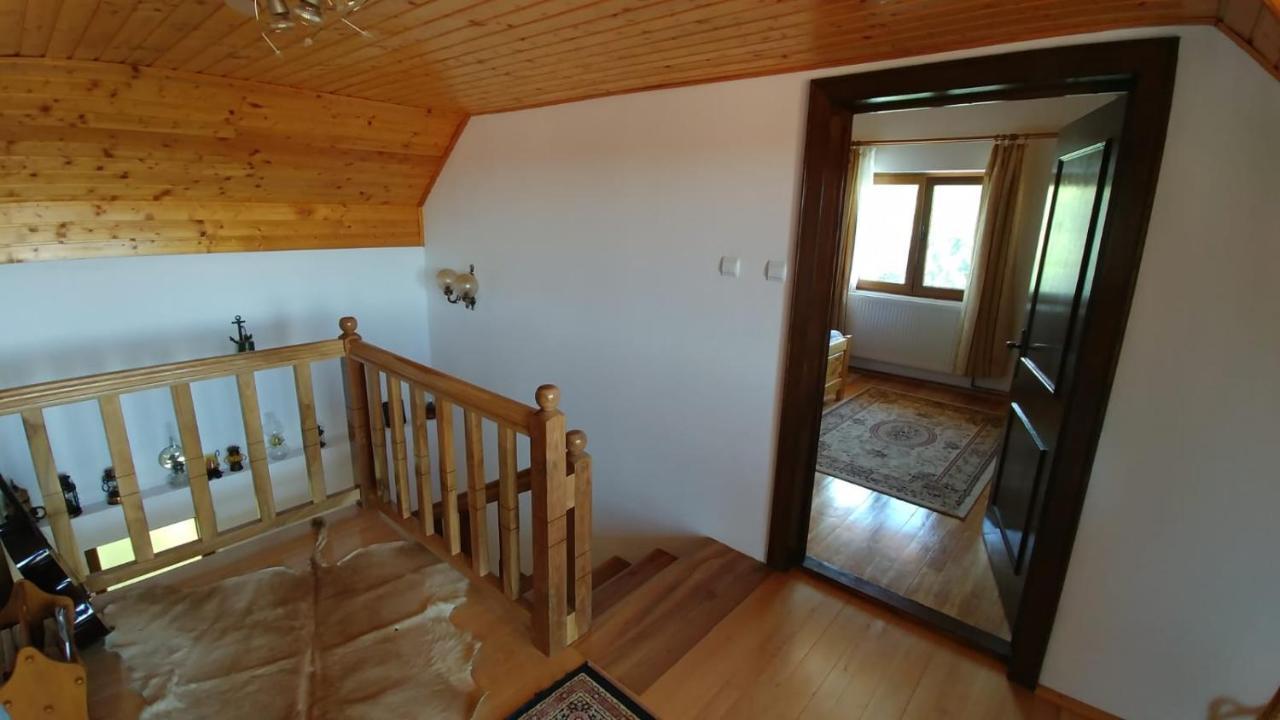 Novaci-Străini Casa Dariusヴィラ エクステリア 写真